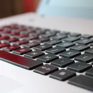 Diferenţa dintre laptop refurbished şi laptop second hand