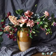 De ce sa ai cat mai multe ghivece de flori in casa?