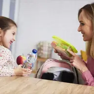 Gustări sănătoase pentru copii: energie în pachețel!