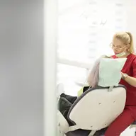 Totul despre implantul dentar - de la costuri la planificare și execuție