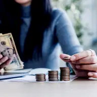 Ai nevoie urgentă de bani? Întrebările care te pot ajuta să iei o decizie financiară mai bună