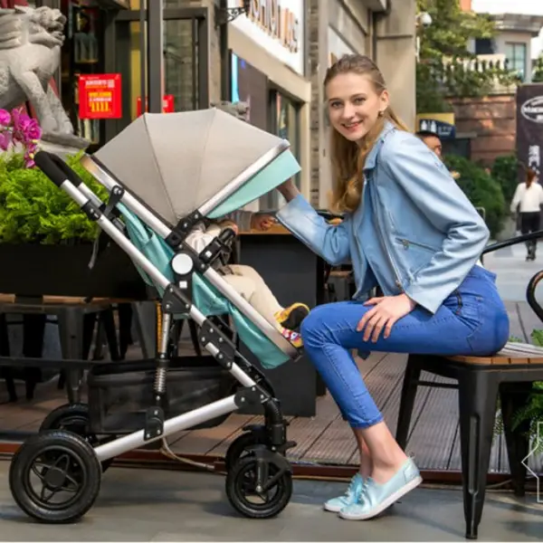 2 in 1? Da! Exista caruciorul ideal pentru copilul tau