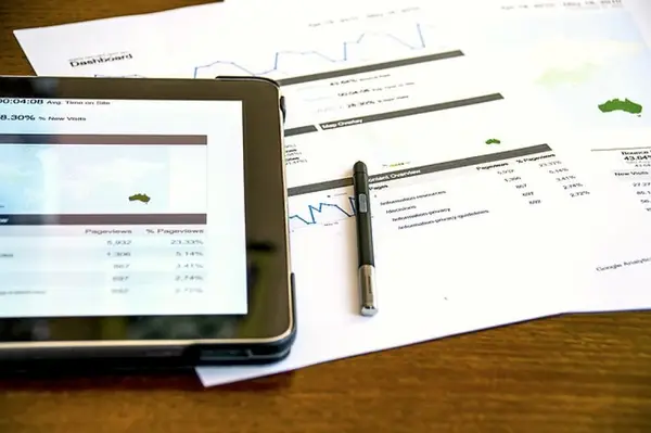 Tu esti pe Google? Cum te ajuta serviciile Google Adwords sa vinzi mai mult