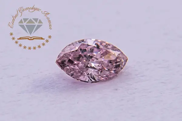 Diamantele speciale
