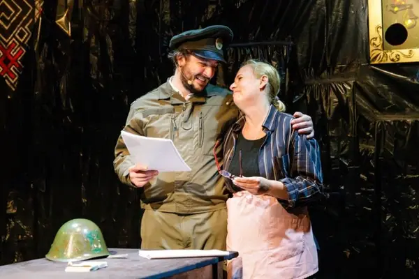 Teatru in vreme de razboi