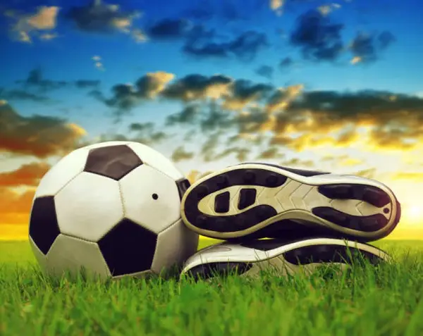Cum funcționează pariurile live la fotbal și ce capcane ascund?
