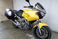 Yamaha TDM 900 cc, AN 2002, 85 CP