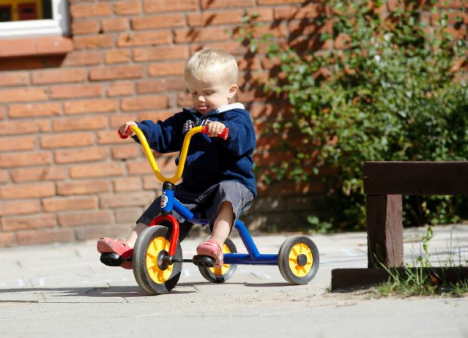 De Craciunul acesta, ofera in dar o tricicleta pentru copii, la super-oferta