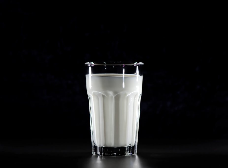 4 lucruri de știut înainte de a cumpăra lapte