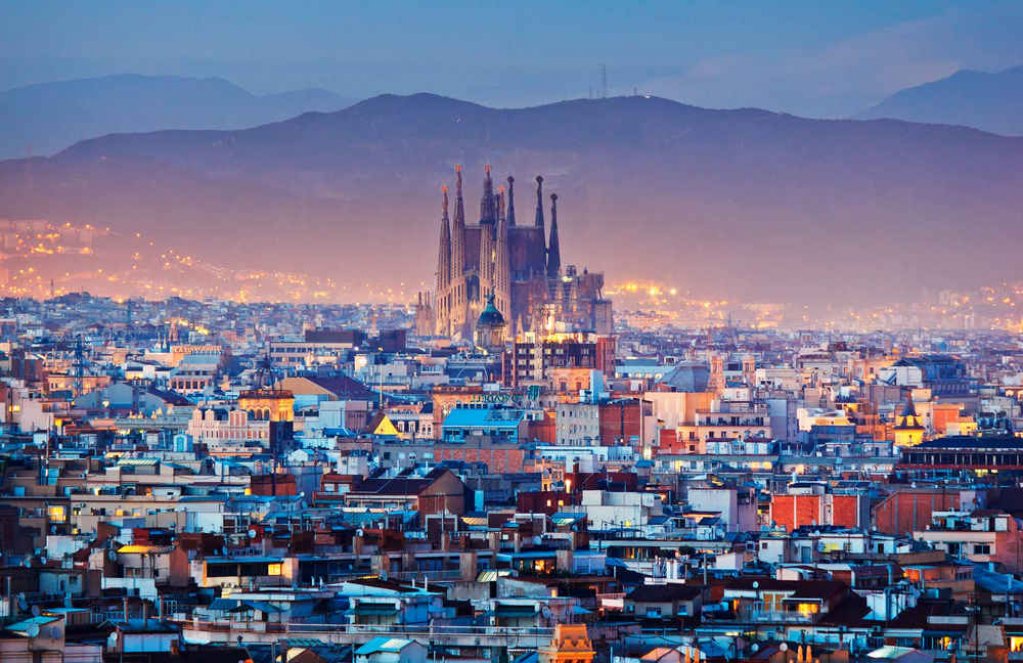 Ce trebuie neaparat să vezi dacă mergi în Barcelona?